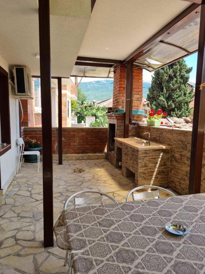 Lukanov Apartments & Guest Rooms Ohrid Exterior foto